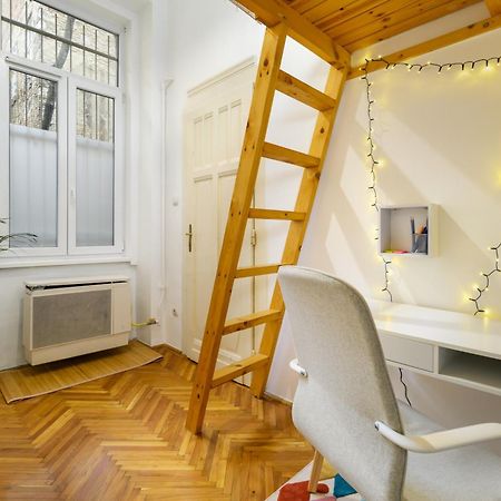 Two Separate Rooms Apartment In City Center, Party District Budapest Exterior photo