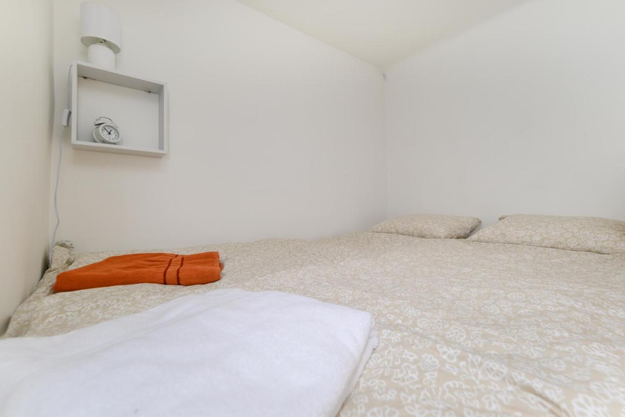 Two Separate Rooms Apartment In City Center, Party District Budapest Exterior photo