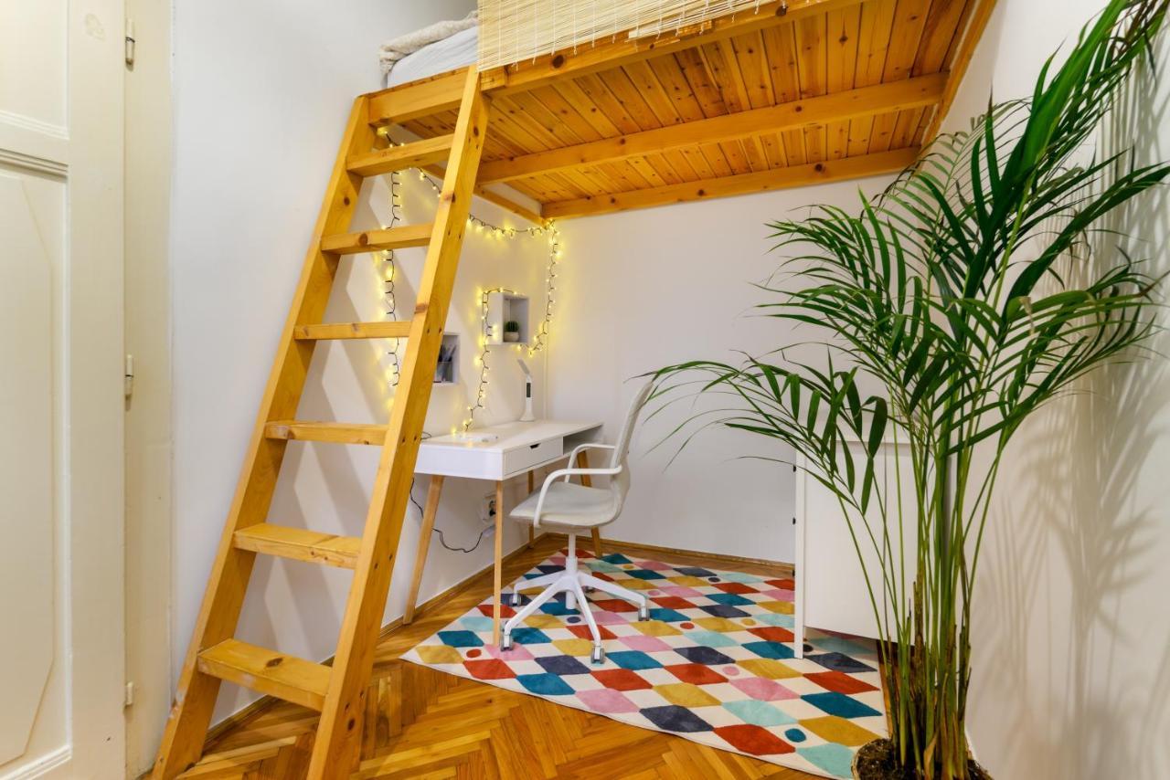 Two Separate Rooms Apartment In City Center, Party District Budapest Exterior photo